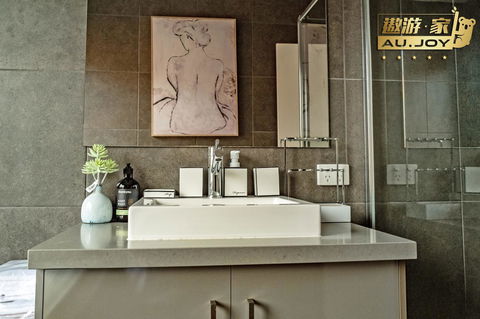 Melbourne (Glen Waverley) AU.JOY Home - New Castle Tourism 2