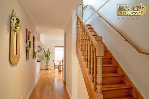 Melbourne (Glen Waverley) AU.JOY Home - New Castle Tourism 3