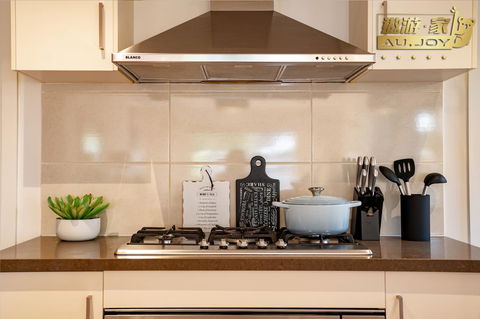 Melbourne (Glen Waverley) AU.JOY Home - New Castle Tourism 13