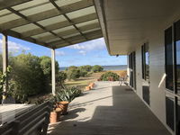 Book Eagle Point Accommodation Vacations Newcastle Accommodation Newcastle Accommodation