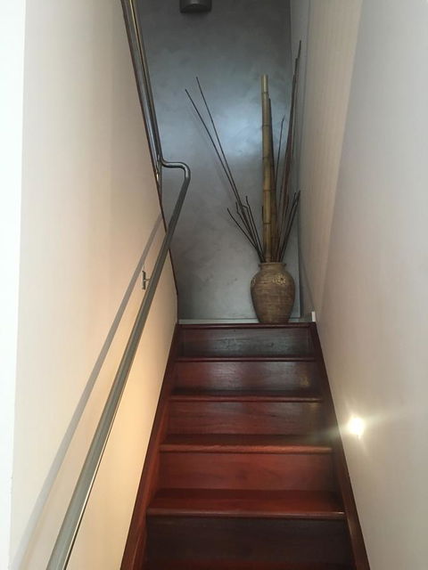 Ocean View Beach House - Newcastle Accommodation 12