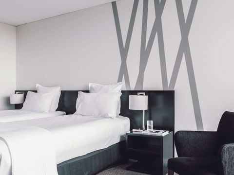 Quay West Suites Melbourne - New Castle Tourism 27