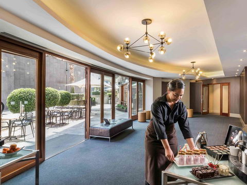 Quay West Suites Melbourne - New Castle Tourism 30