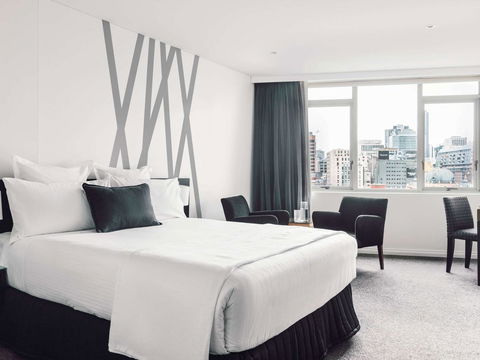 Quay West Suites Melbourne - New Castle Tourism 19