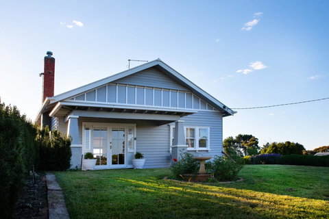 Churchills - Newcastle Accommodation 1