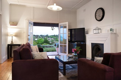 Churchills - Newcastle Accommodation 8