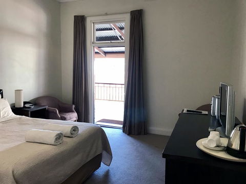 The Bridgetown Hotel - New Castle Tourism 2