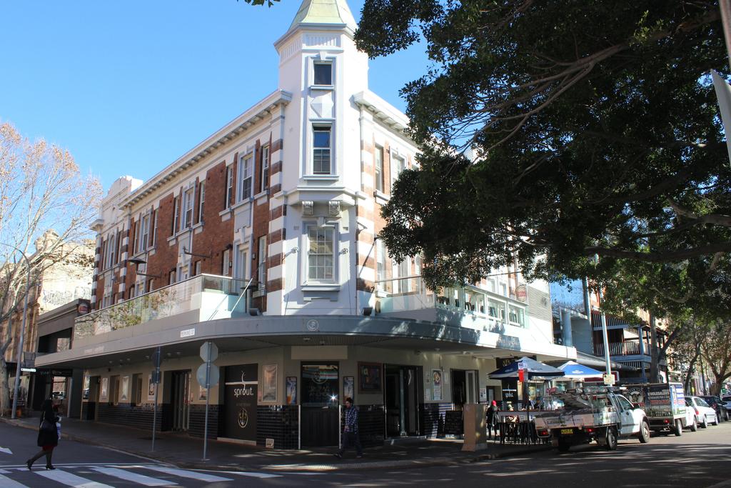 The Crown & Anchor Hotel