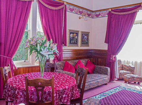 The Duck House - Newcastle Accommodation 0