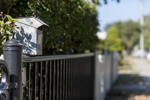 The Grey House - New Castle Tourism 1