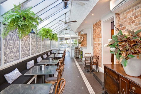 The Hughenden Boutique Hotel - Newcastle Accommodation 1