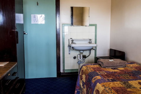 The Imperial Hotel - Newcastle Accommodation 2