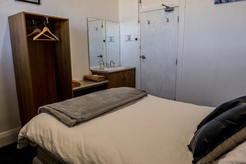 The Imperial Hotel - Newcastle Accommodation 3