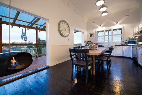 The Lodge At Clunes - Newcastle Accommodation 3