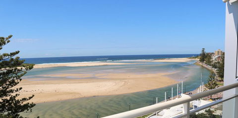 The Oaks Waterfront Resort, Unit 502 - New Castle Tourism 0