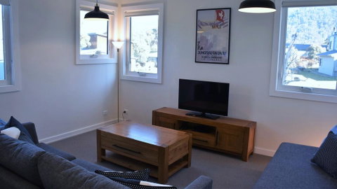 The Outlook - Crackenback Resort - Newcastle Accommodation 2