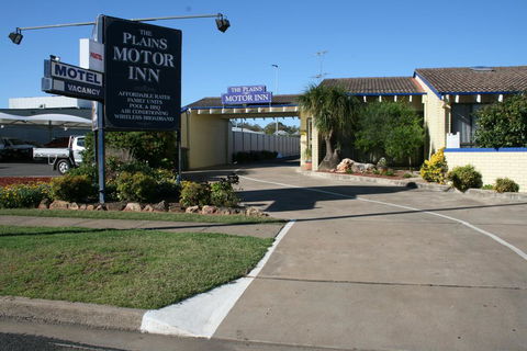 The Plains Motor Inn - New Castle Tourism 0
