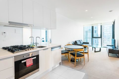 The Platinum Apartment In Melbourne - New Castle Tourism 0