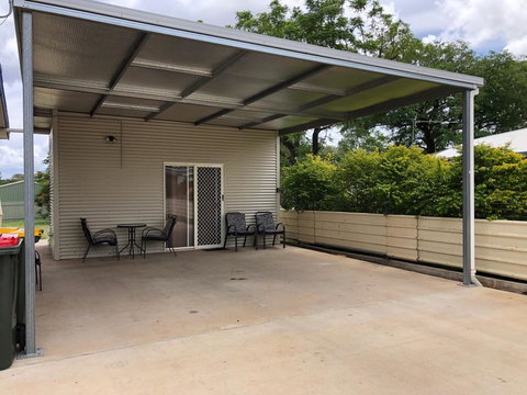 The Retreat - Newcastle Accommodation 0