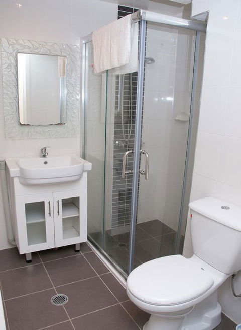 The Swiss Motel - Newcastle Accommodation 3