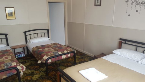 Tingle All Over Budget Accommodation - Newcastle Accommodation 2