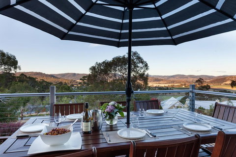 Tolpuddle Villa - New Castle Tourism 3