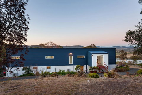 Tolpuddle Villa - New Castle Tourism 0