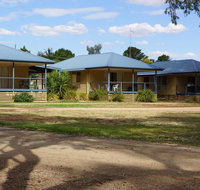 Tooleybuc River Retreat Villas - Newcastle Accommodation