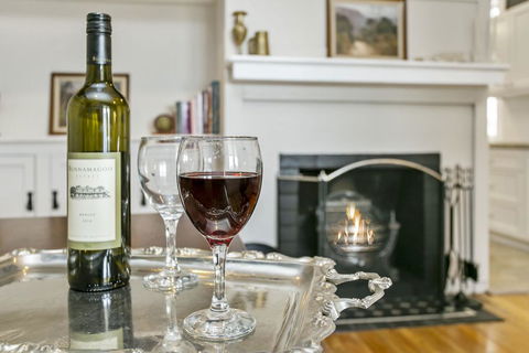 Toria Views - Newcastle Accommodation 3