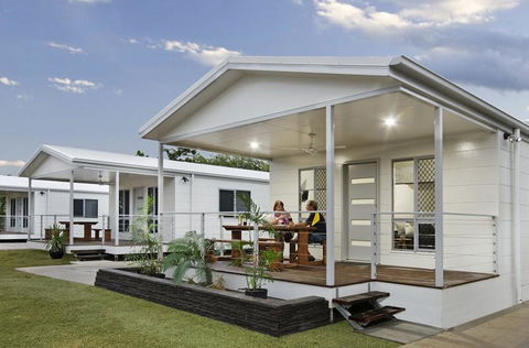 Townsville Tourist Village - New Castle Tourism 3