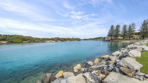 Tradewinds Apartments - Newcastle Accommodation 1