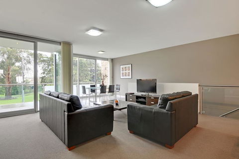 Traralgon Serviced Apartments - Newcastle Accommodation 1