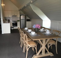 Travertines Wines Apartment - Newcastle Accommodation