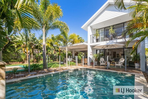 Tropical Oasis - Newcastle Accommodation 0