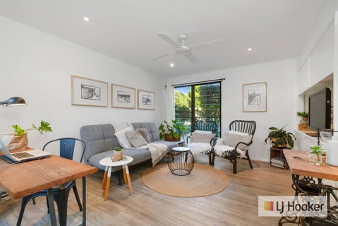Tropical Oasis - Newcastle Accommodation 3
