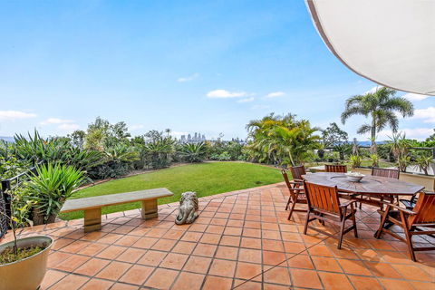 Unrivaled Ocean And City Views From Resort Style 3bed With Garden - Newcastle Accommodation 0