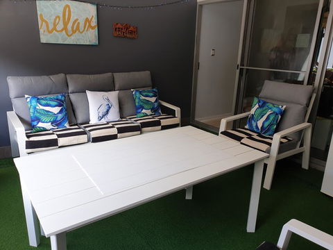 Venetian Canal Apartment-Close To Beaches And Marina - New Castle Tourism 3