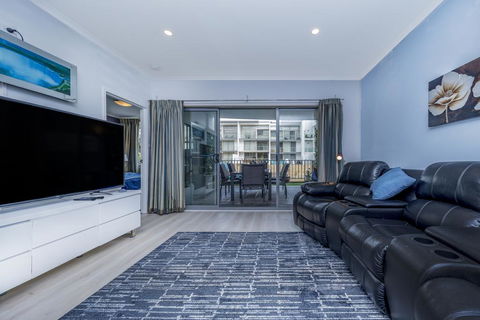 Venetian Canal Apartment-Close To Beaches And Marina - New Castle Tourism 2