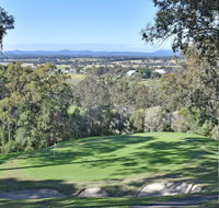 Villa 2br 540 Greenview Resort Condo located within Cypress Lakes Resort nothing is more central - Newcastle Accommodation