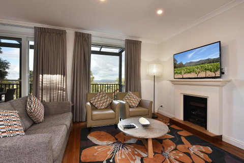 Villa 2br Grange Resort Condo Located Within Cypress Lakes Resort (nothing Is More Central) - Newcastle Accommodation 3