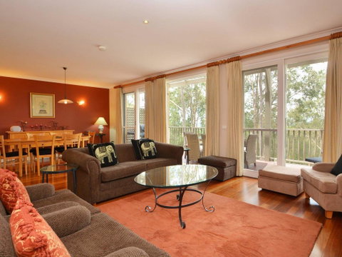Villa 3br Bella Vista Resort Condo Located Within Cypress Lakes Resort (nothing Is More Central) - Newcastle Accommodation 0
