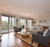 Villa 3br Tempranillo Resort Condo located within Cypress Lakes Resort nothing is more central - Newcastle Accommodation