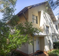 Villa Boronia - Newcastle Accommodation