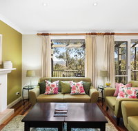 Villa Cabernet - Newcastle Accommodation