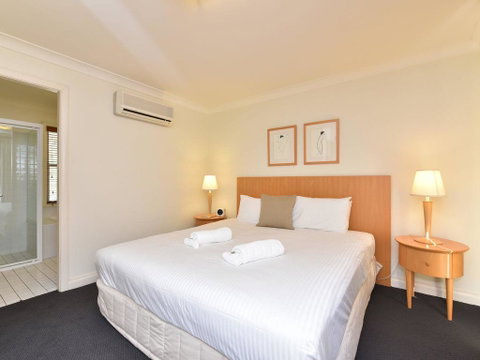 Villa Executive 2br Ferre Resort Condo Located Within Cypress Lakes Resort (nothing Is More Central) - Newcastle Accommodation 1