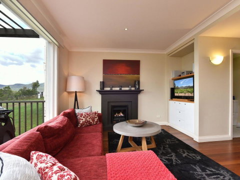 Villa Executive 2br Moscato Resort Condo Located Within Cypress Lakes Resort (nothing Is More Central) - Newcastle Accommodation 3