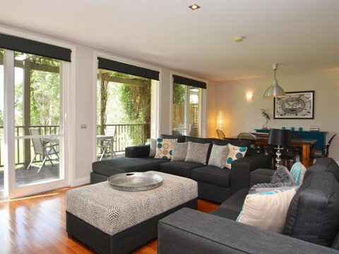 Villa Executive 2br Pokolbin Resort Condo Located Within Cypress Lakes Resort (nothing Is More Central) - Newcastle Accommodation 0