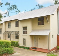Villa Executive 2br Rose Resort Condo located within Cypress Lakes Resort nothing is more central - Newcastle Accommodation