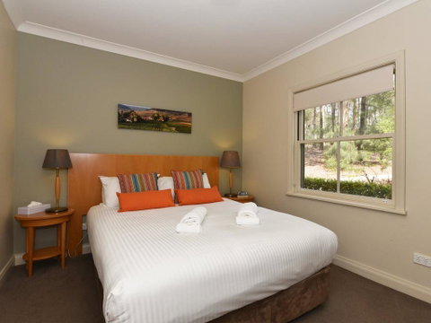 Villa Executive 2br Sangiovese Resort Condo Located Within Cypress Lakes Resort (nothing Is More Central) - Newcastle Accommodation 3