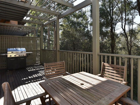 Villa Executive 2br Shiraz Resort Condo Located Within Cypress Lakes Resort (nothing Is More Central) - Newcastle Accommodation 0